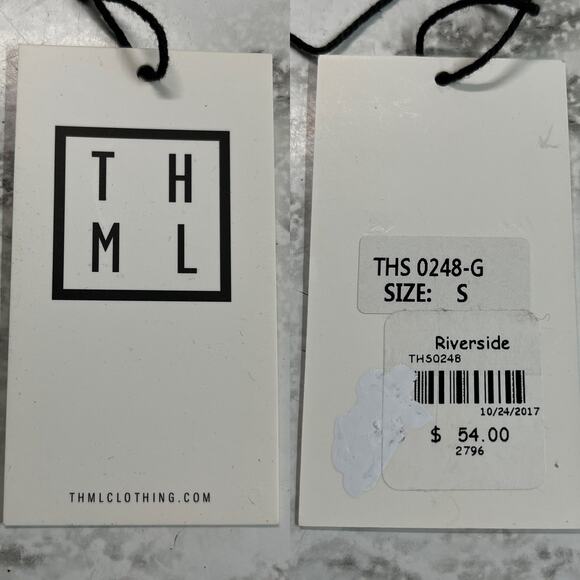 THML Riverside Top Small Gray Embroidered Floral Bell Sleeves Tie New - Picture 8 of 11